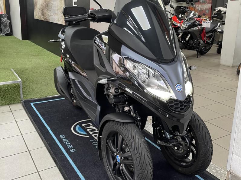 Piaggio MP3 300 HPE – 4999 € – 2329 km – Financement possible 36x 139euros ! 