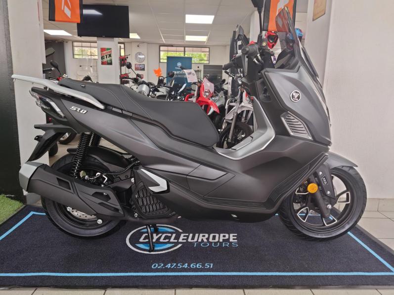 VOGE 125 SR1